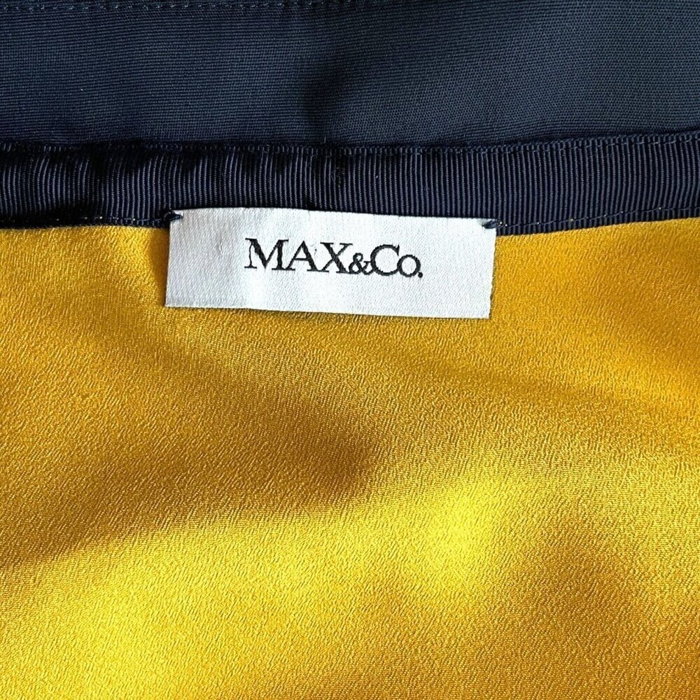 Max Mara Max & Co Size 6 Blouse Broderie Anglaise Navy Gold Short Sleeve V Neck - Picture 8 of 14